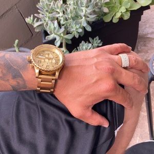 🔥 NIXON 300 METER STAINLESS STEEL